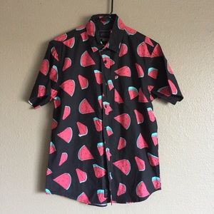 Valor Mens sz M short sleeve shirt